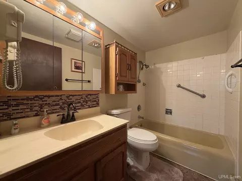 Bath - 1750 Cindy, Ishpeming, MI 49849 photo 1 of 4