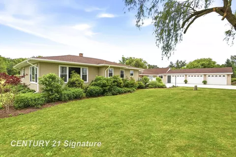 2051 S Brennan, Hemlock, MI 48626