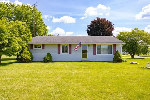 9960 E Newburg, Durand, MI 48429
