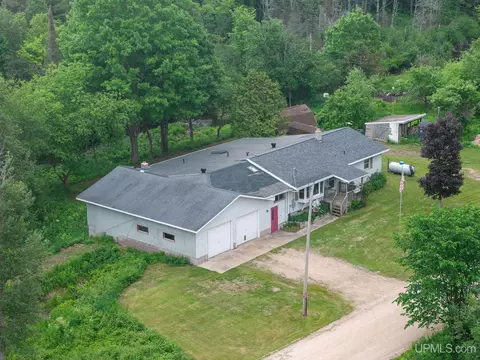 n8766 Peter White Road, Deerton, MI 49822