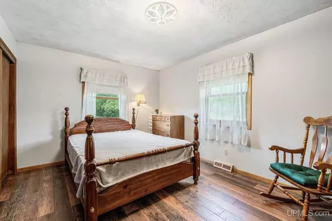 Bedroom - n8766 Peter White Road, Deerton, MI 49822 photo 1 of 4