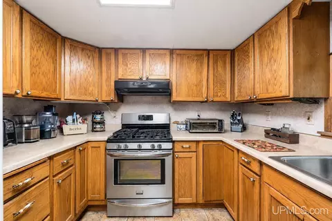 Kitchen - n8766 Peter White Road, Deerton, MI 49822 photo 2 of 4