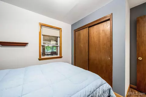 Bedroom - n8766 Peter White Road, Deerton, MI 49822 photo 4 of 4