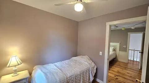Bedroom - 1985 S S Hvn, Gladwin, MI 48624 photo 9 of 14