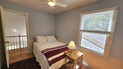 Bedroom - 1985 S S Hvn, Gladwin, MI 48624 photo 12 of 14