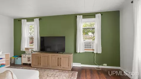 202 S 3rd, Gladstone, MI 49837 photo 24