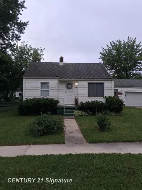 3227 W W Pkwy, Flint, MI 48504