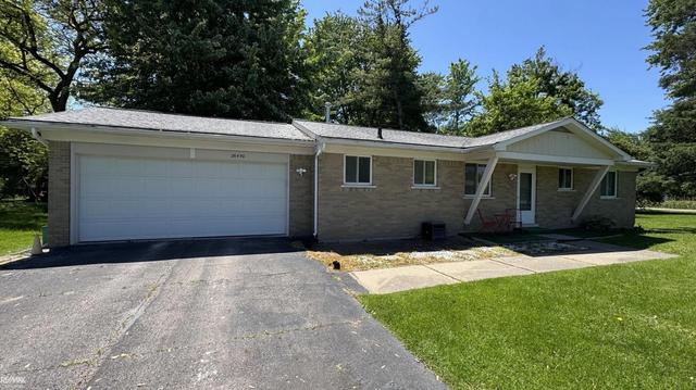 26450 South Riv, Harrison Township, MI 48045