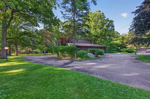 40084012 Pfeiffer, Midland, MI 48640