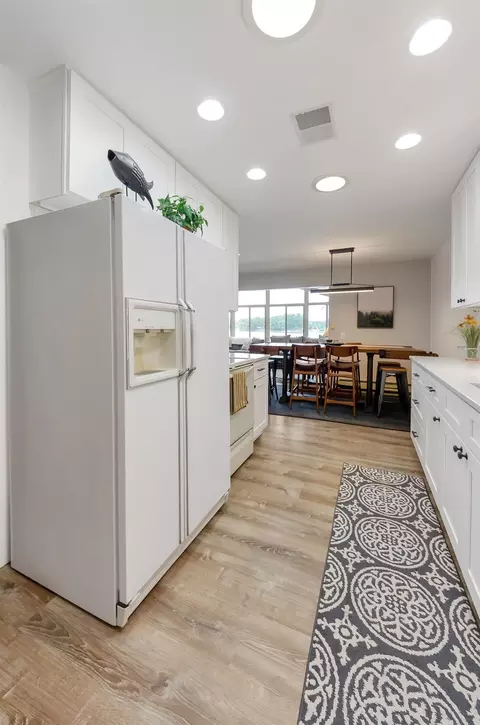 Kitchen - 2028 N N Hvn, Gladwin, MI 48624 photo 3 of 5