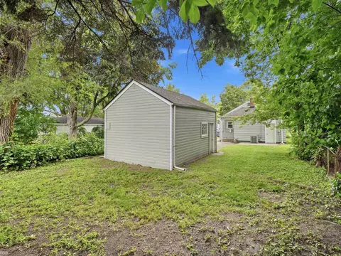 Exterior - 660 E Marshall, Ferndale, MI 48220 photo 5 of 7