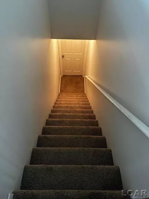 Entry Way - 3978 Sandy Mdws, Adrian, MI 49221 photo 1 of 1