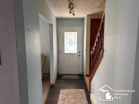 Entry Way - 135 Crampton, Monroe, MI 48162 photo 1 of 1