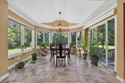 Dining - 9145 Folkert, Algonac, MI 48001 photo 1 of 2