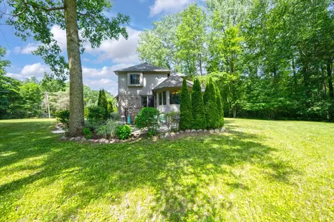 Exterior - 9145 Folkert, Algonac, MI 48001 photo 8 of 14