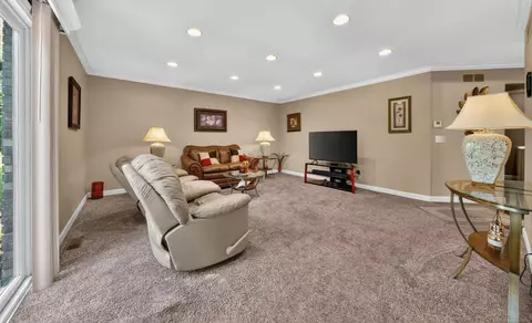 Living - 9145 Folkert, Algonac, MI 48001 photo 2 of 4