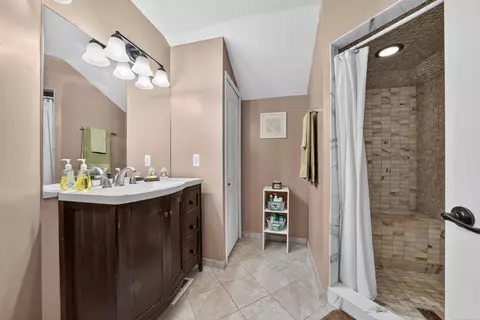 Bath - 9145 Folkert, Algonac, MI 48001 photo 2 of 3