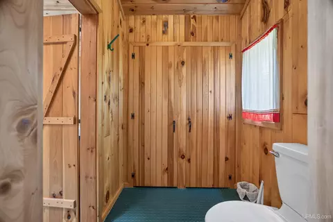 Bath - 13534 M26, Eagle Harbor, MI 49950 photo 3 of 4