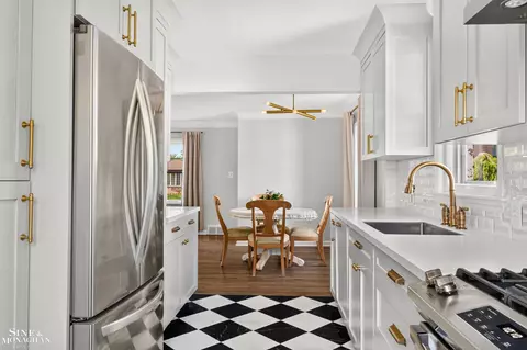 Kitchen - 1776 Hampton, Grosse Pointe Woods, MI 48236 photo 4 of 4