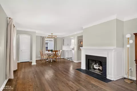 Living - 1776 Hampton, Grosse Pointe Woods, MI 48236 photo 2 of 3