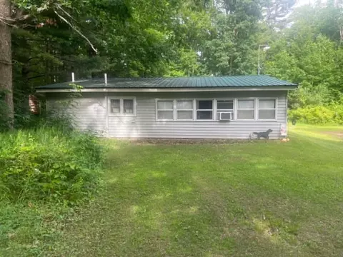 2080 Nina, Harrison, MI 48625
