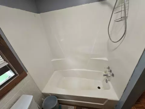 Bath - 508 W Kinney, Munger, MI 48747 photo 3 of 3
