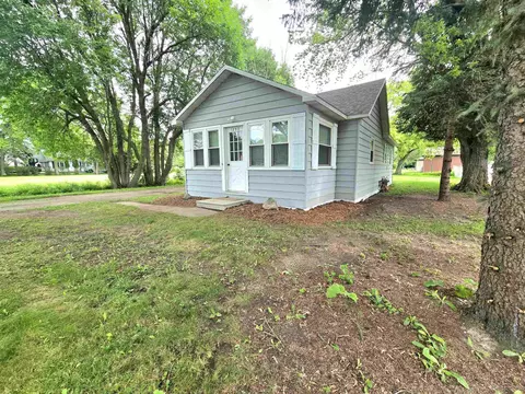 1253 W Nebobish, Essexville, MI 48732