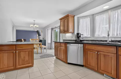 20415 Balmoral, Macomb, MI 48044 photo 16