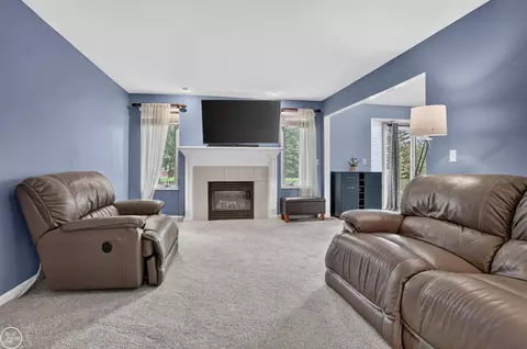 20415 Balmoral, Macomb, MI 48044 photo 8