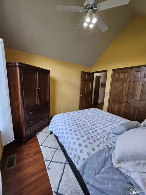 Bedroom - 1461 W Smith, Temperance, MI 48182 photo 7 of 11