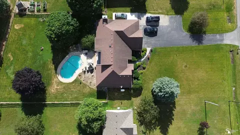 View/Area - 1461 W Smith, Temperance, MI 48182 photo 8 of 10