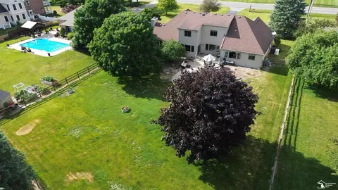 View/Area - 1461 W Smith, Temperance, MI 48182 photo 5 of 10