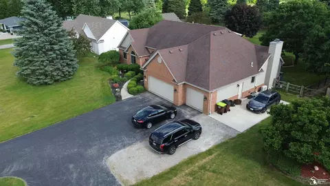 View/Area - 1461 W Smith, Temperance, MI 48182 photo 4 of 10