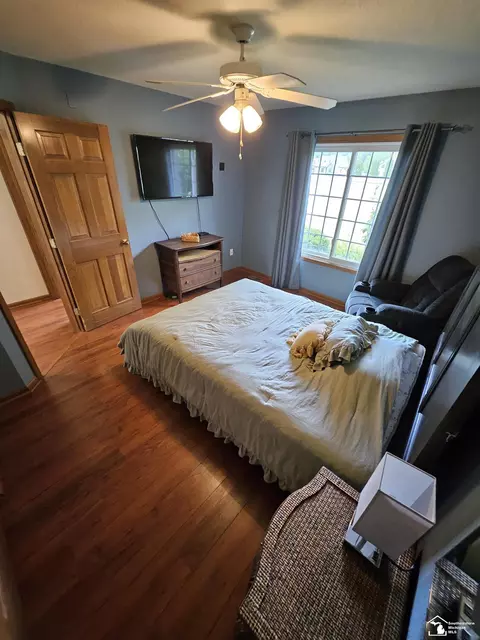 Bedroom - 1461 W Smith, Temperance, MI 48182 photo 5 of 11