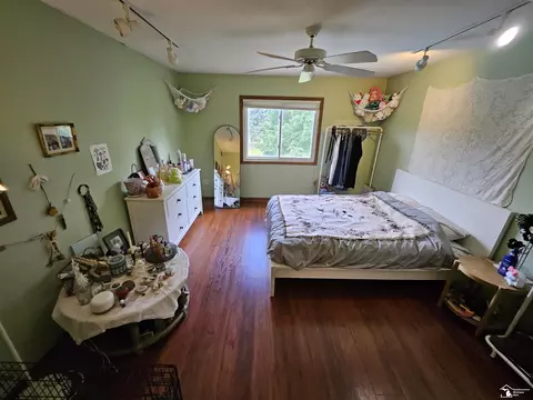Bedroom - 1461 W Smith, Temperance, MI 48182 photo 9 of 11