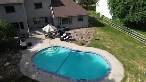 Exterior - 1461 W Smith, Temperance, MI 48182 photo 1 of 4