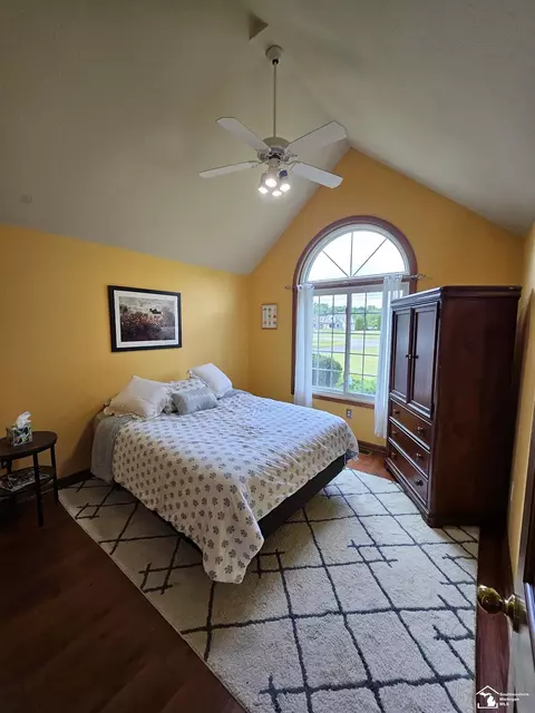 Bedroom - 1461 W Smith, Temperance, MI 48182 photo 6 of 11