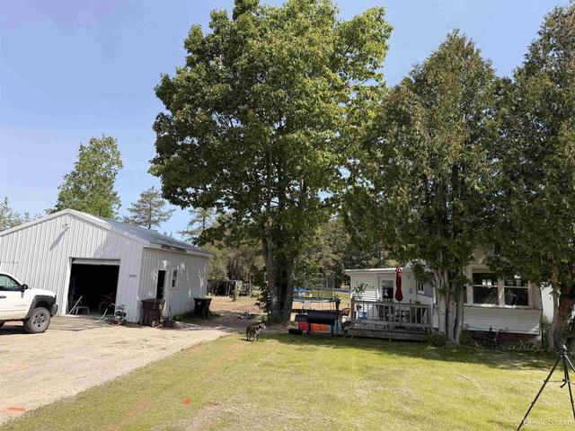 E5360 Woodland, Au Train, MI 49806