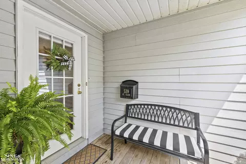 Exterior - 535 539 St Clair, Grosse Pointe, MI 48230 photo 7 of 11