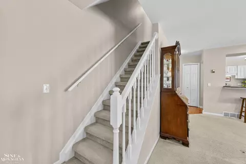 Entry Way - 535 539 St Clair, Grosse Pointe, MI 48230 photo 3 of 5