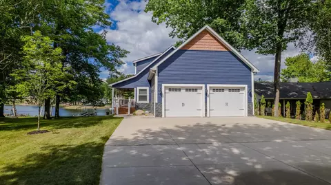 Exterior - 3188 W W Riv, Gladwin, MI 48624 photo 11 of 13