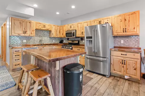 Kitchen - 3188 W W Riv, Gladwin, MI 48624 photo 5 of 8
