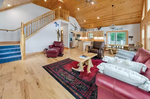 Living - 3188 W W Riv, Gladwin, MI 48624 photo 6 of 8