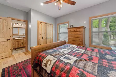 Bedroom - 3188 W W Riv, Gladwin, MI 48624 photo 7 of 10
