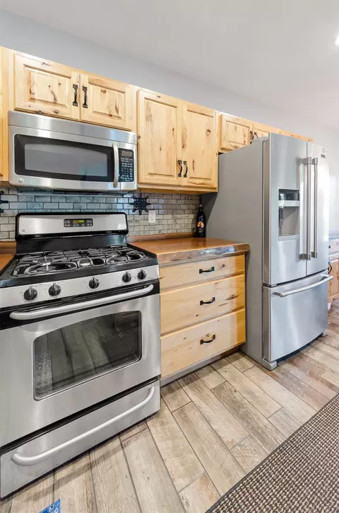 Kitchen - 3188 W W Riv, Gladwin, MI 48624 photo 6 of 8