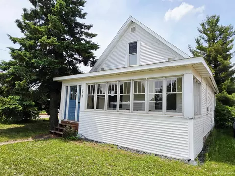 1203 N 3rd, Ishpeming, MI 49849 photo 3