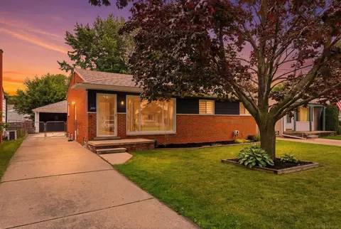 22507 Socia, Saint Clair Shores, MI 48082