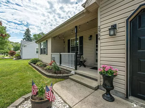 Exterior - 2954 5th, Monroe, MI 48162 photo 3 of 9