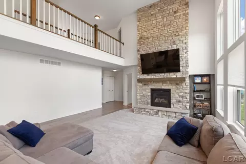 Living - 1708 Nicholas, Adrian, MI 49221 photo 1 of 2