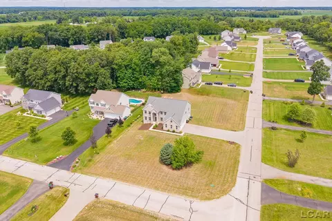 View/Area - 1708 Nicholas, Adrian, MI 49221 photo 4 of 5